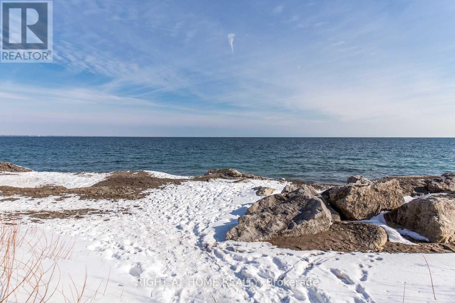 334 - 125 Shoreview Place, Hamilton, Ontario  L8E 0K3 - Photo 33 - X12525074