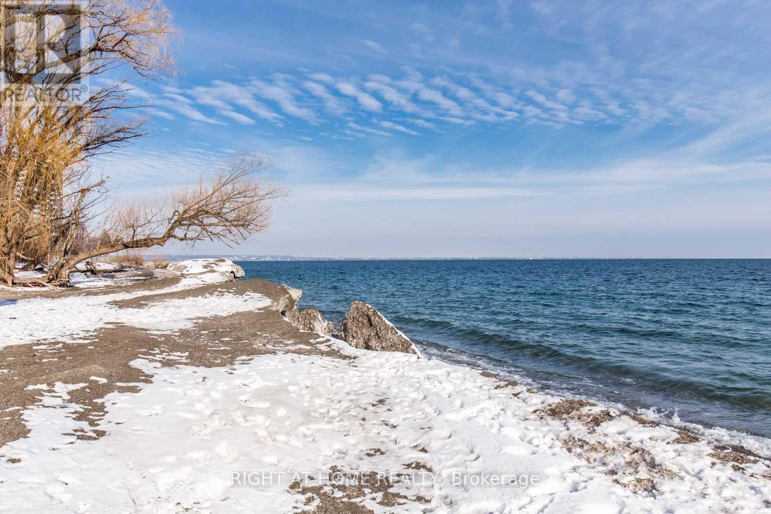 334 - 125 Shoreview Place, Hamilton, Ontario  L8E 0K3 - Photo 34 - X12525074