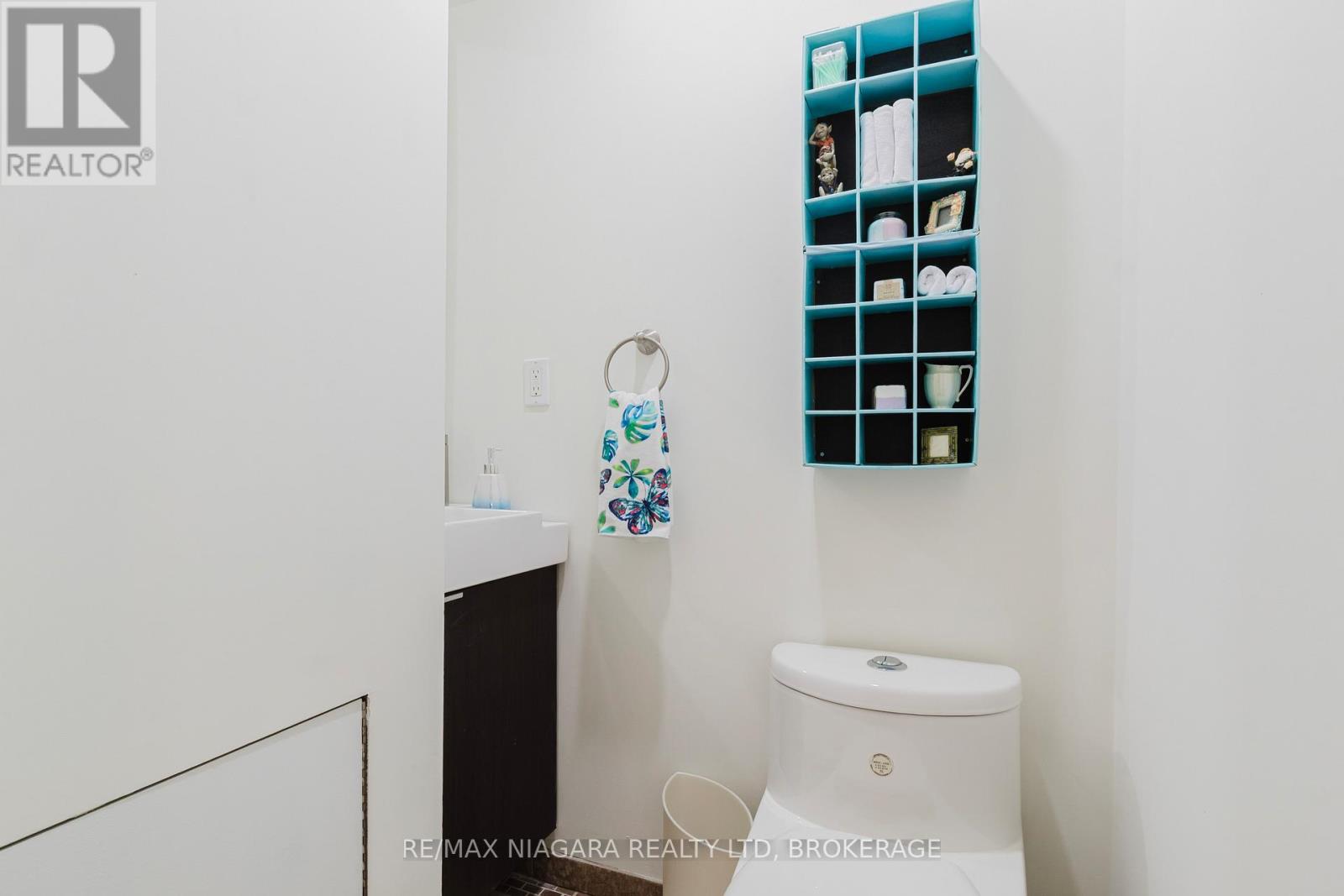 4765 Second Avenue, Niagara Falls, Ontario L2E 4H7 - Photo 19 - X12525104