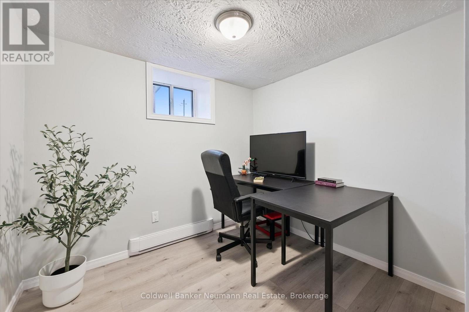 8 Drew Street, Guelph, Ontario  N1H 1Z5 - Photo 32 - X12525096