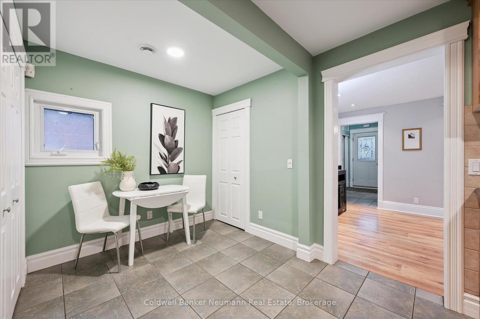 8 Drew Street, Guelph, Ontario  N1H 1Z5 - Photo 7 - X12525096