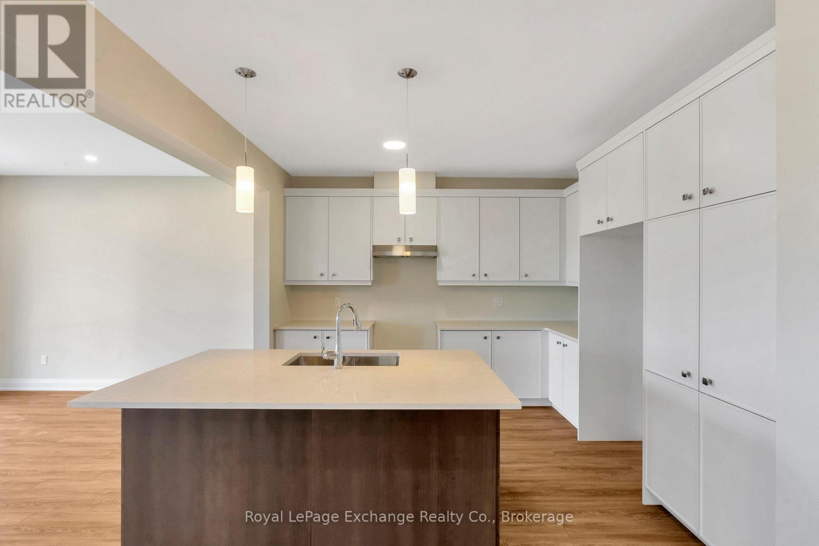 131 Inverness Street N, Kincardine, Ontario  N2Z 2Z4 - Photo 10 - X12525100