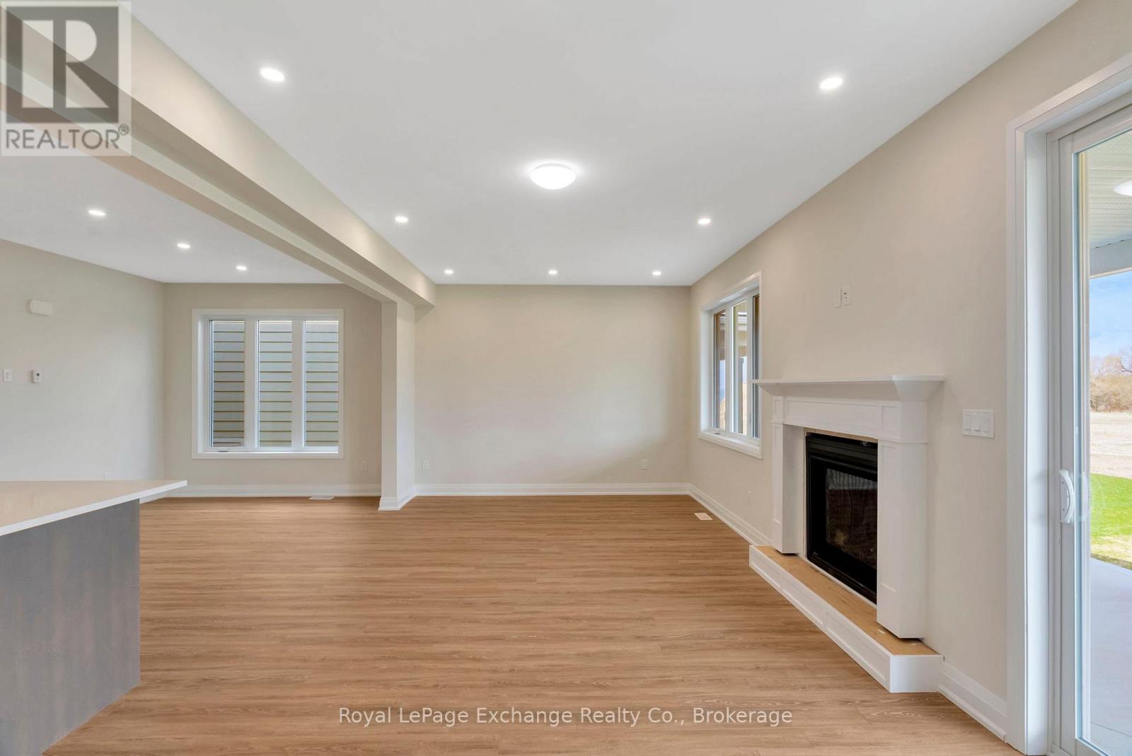 131 Inverness Street N, Kincardine, Ontario  N2Z 2Z4 - Photo 11 - X12525100