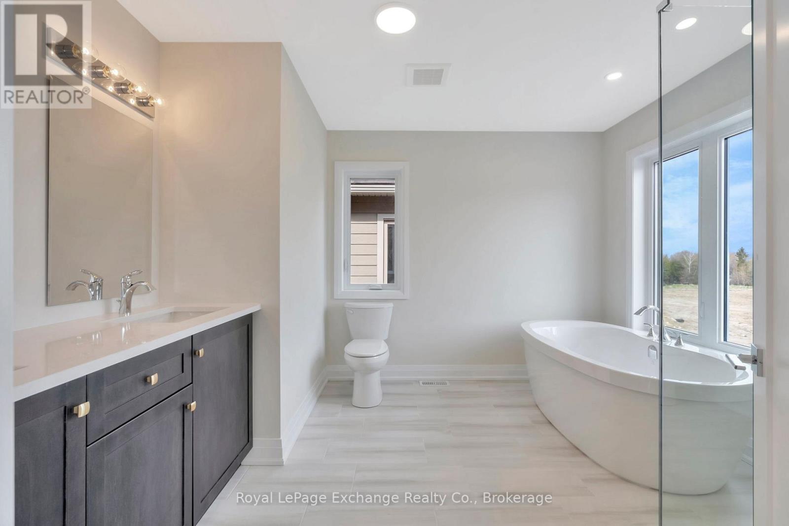 131 Inverness Street N, Kincardine, Ontario  N2Z 2Z4 - Photo 16 - X12525100