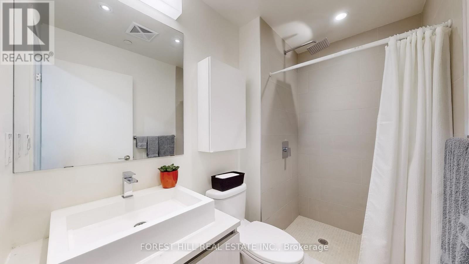 415 - 111 Bathurst Street, Toronto, Ontario  M5V 0M9 - Photo 13 - C12525108