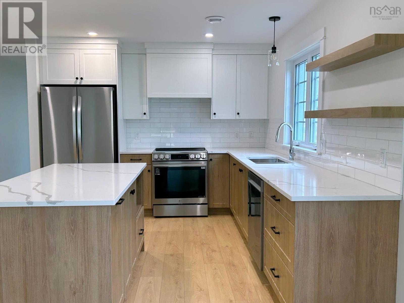 14 Chester Hills Drive, Chester, Nova Scotia  B0J 1J0 - Photo 6 - 202527526