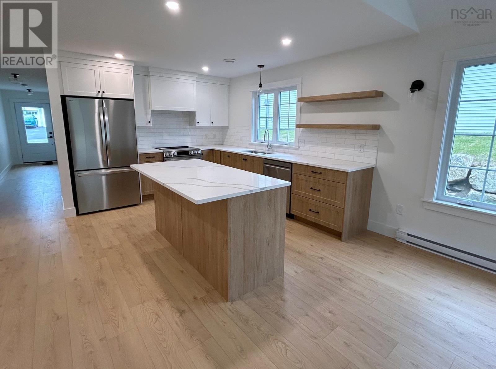 14 Chester Hills Drive, Chester, Nova Scotia  B0J 1J0 - Photo 4 - 202527526