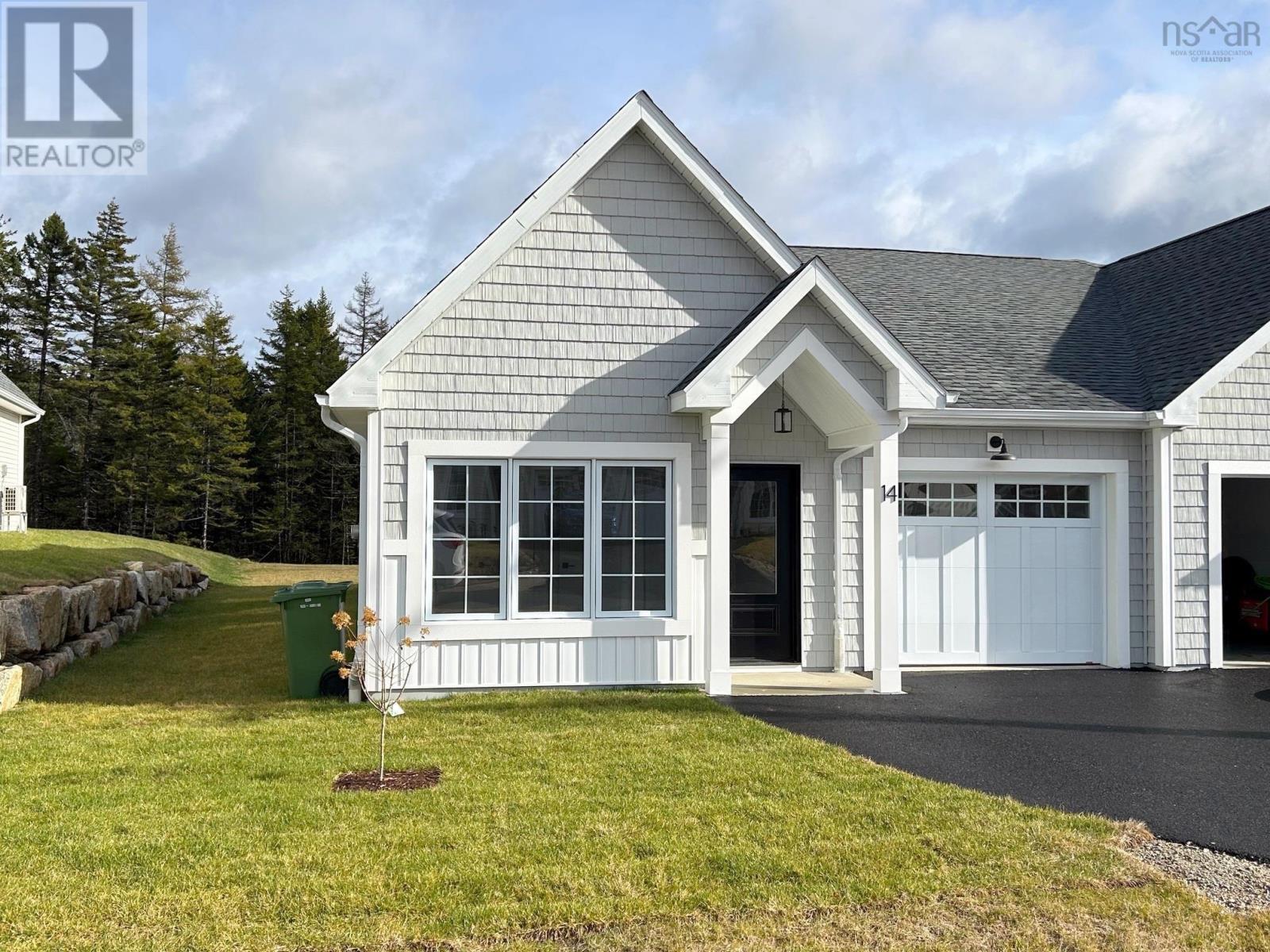 14 Chester Hills Drive, Chester, Nova Scotia