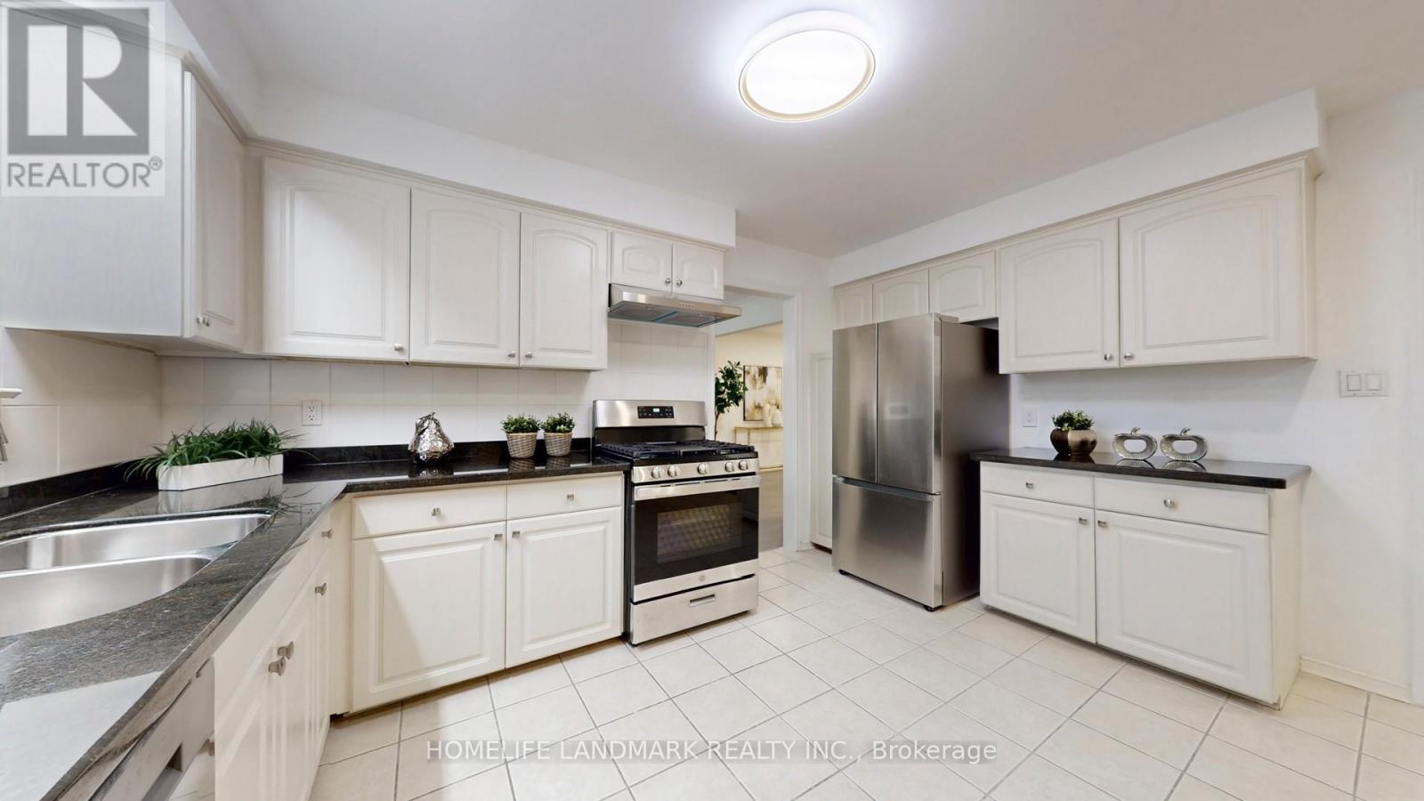 714 Conacher Drive, Toronto (Newtonbrook East), Ontario  M2M 3N6 - Photo 15 - C12515460