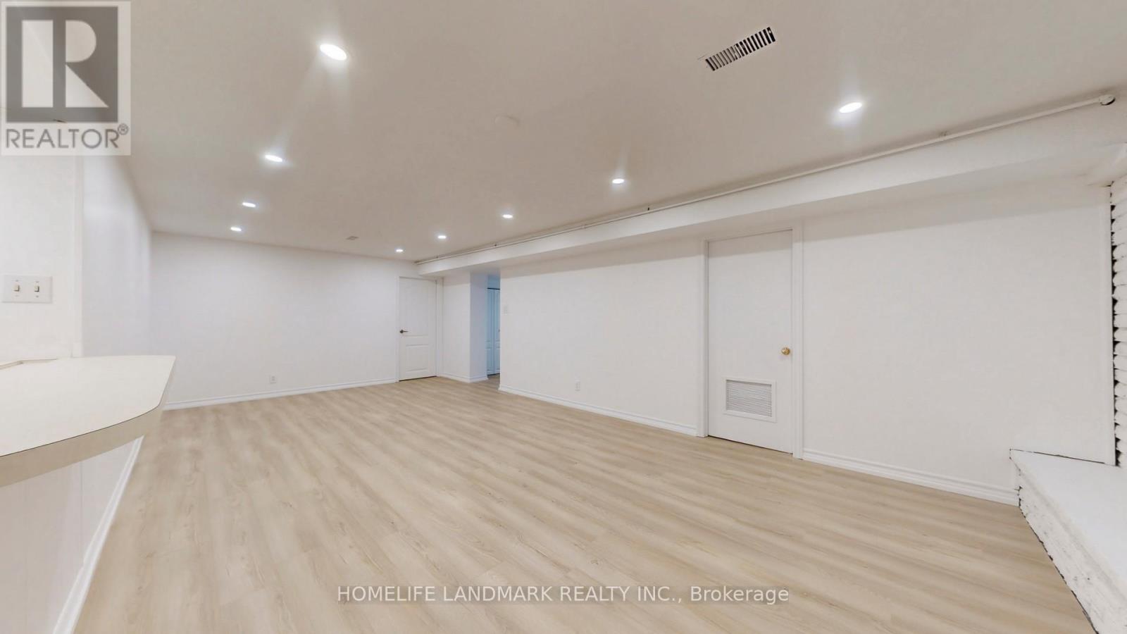 714 Conacher Drive, Toronto (Newtonbrook East), Ontario  M2M 3N6 - Photo 37 - C12515460