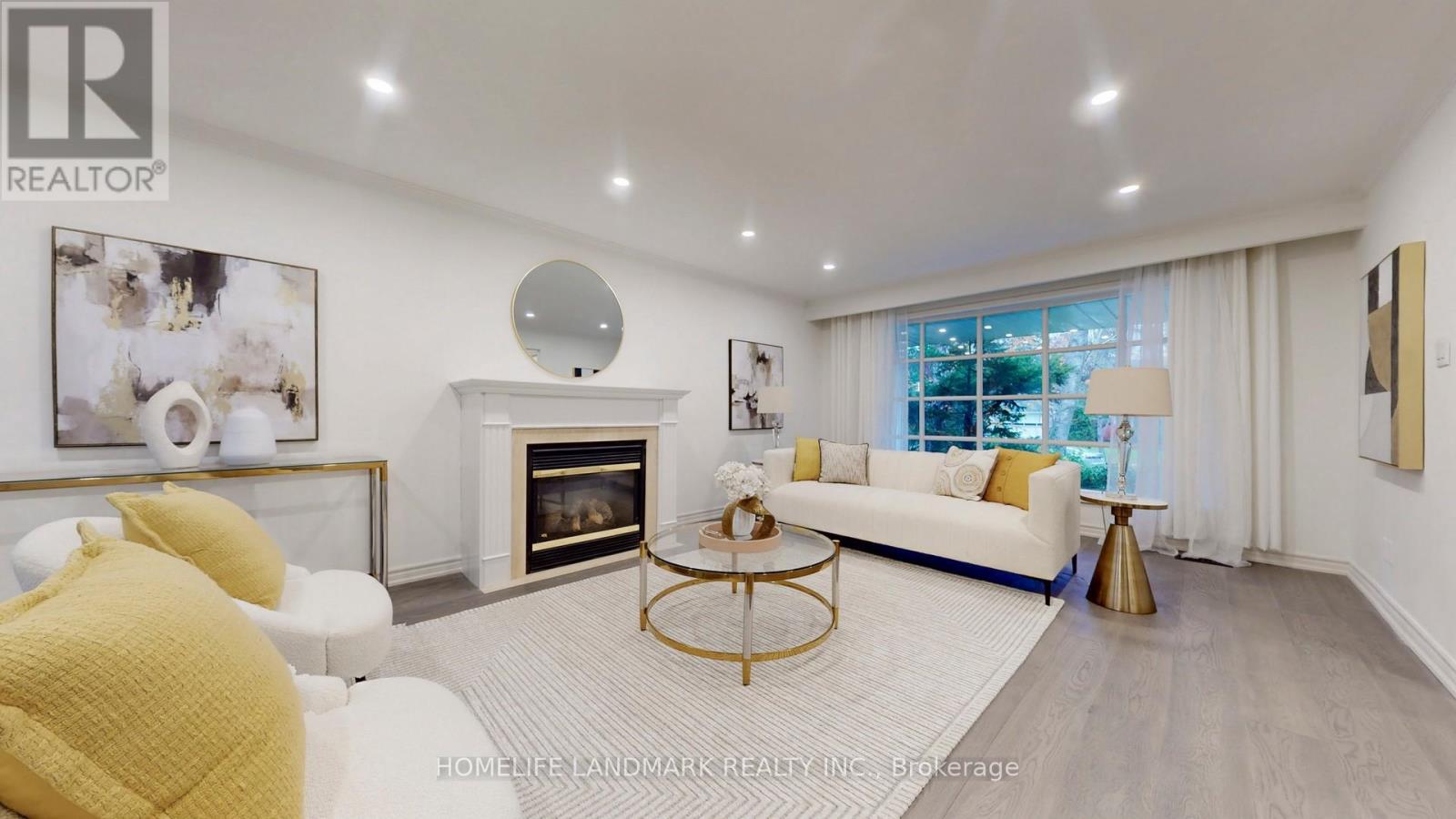 714 Conacher Drive, Toronto (Newtonbrook East), Ontario  M2M 3N6 - Photo 4 - C12515460