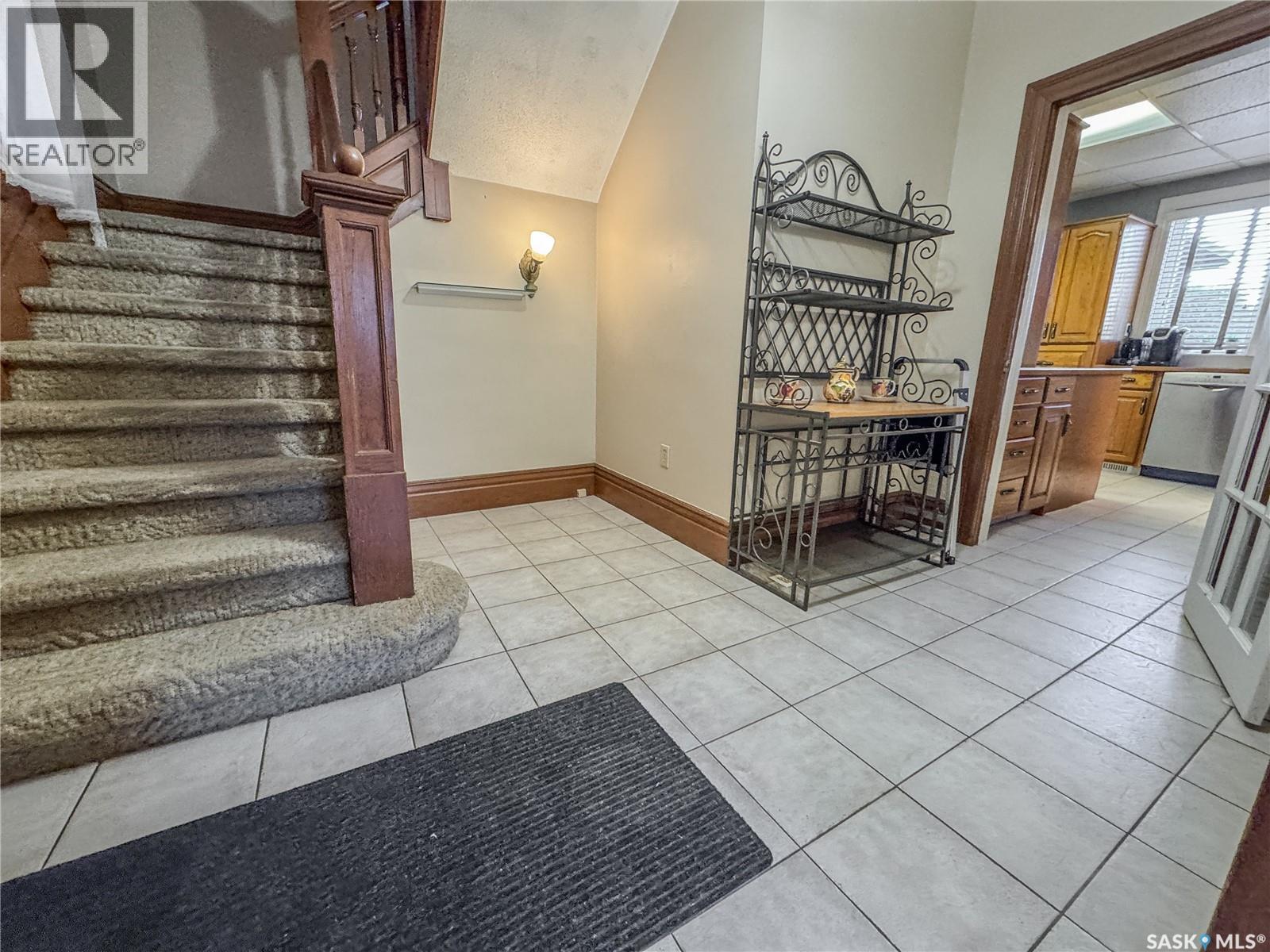 303 Eden Street, Indian Head, Saskatchewan  S0G 2K0 - Photo 6 - SK023701