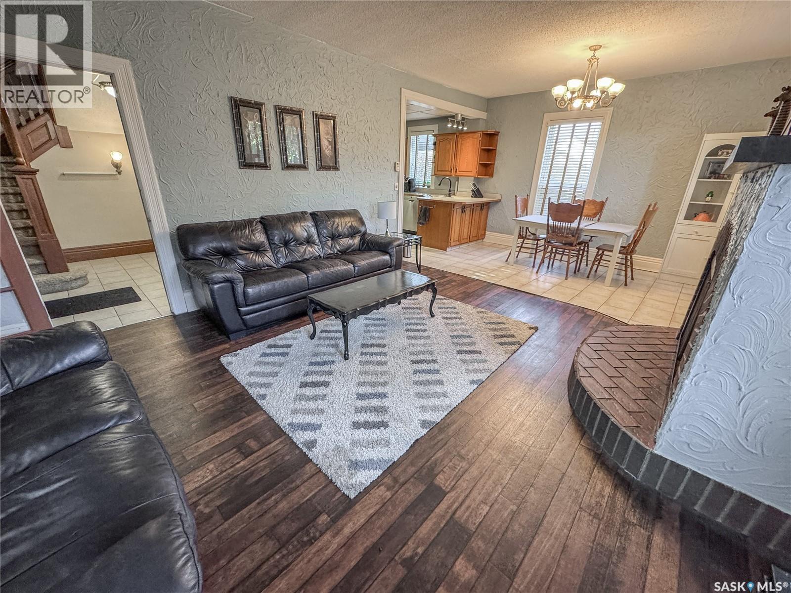 303 Eden Street, Indian Head, Saskatchewan  S0G 2K0 - Photo 7 - SK023701