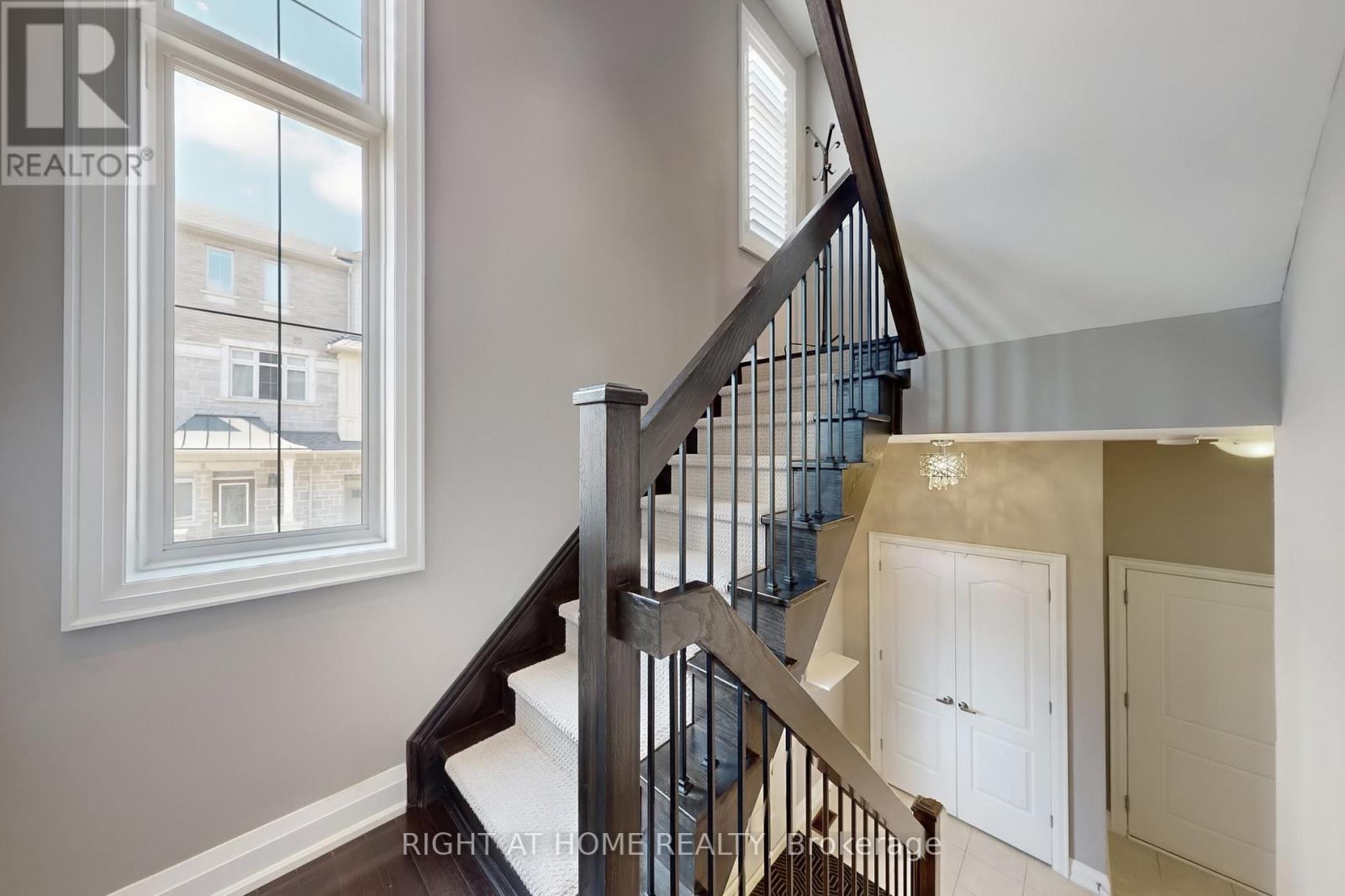 2003 Deerview Common, Oakville, Ontario  L6M 0Y2 - Photo 28 - W12525118