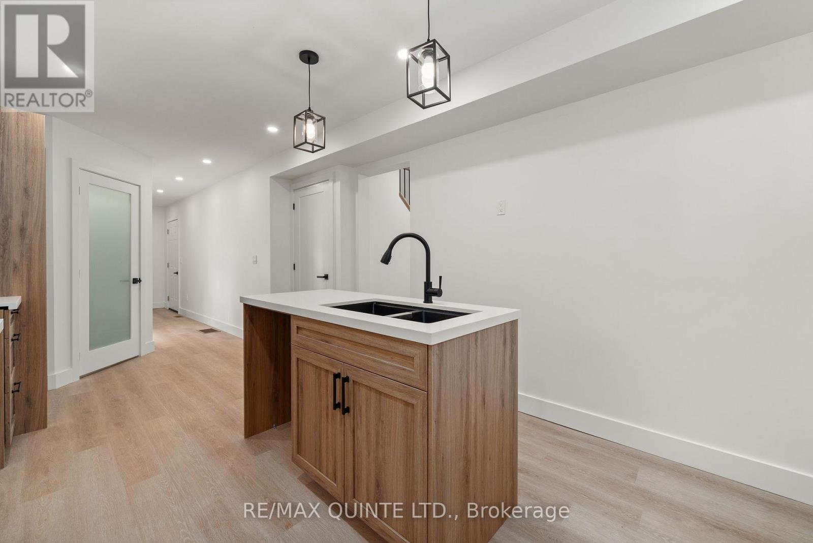 3 Cooke Court, Belleville (Belleville Ward), Ontario  K8N 5N4 - Photo 12 - X12525126