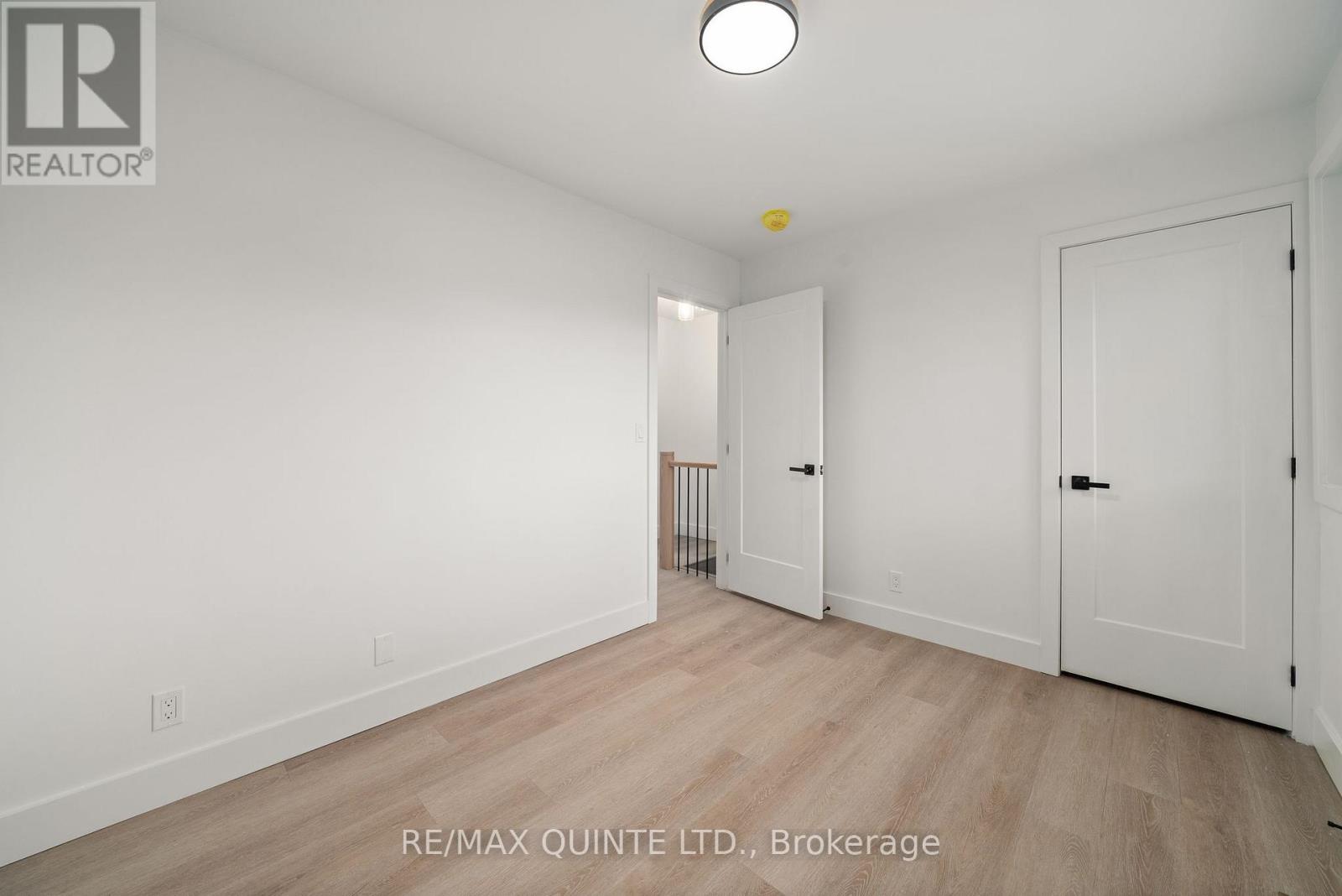 3 Cooke Court, Belleville (Belleville Ward), Ontario  K8N 5N4 - Photo 22 - X12525126