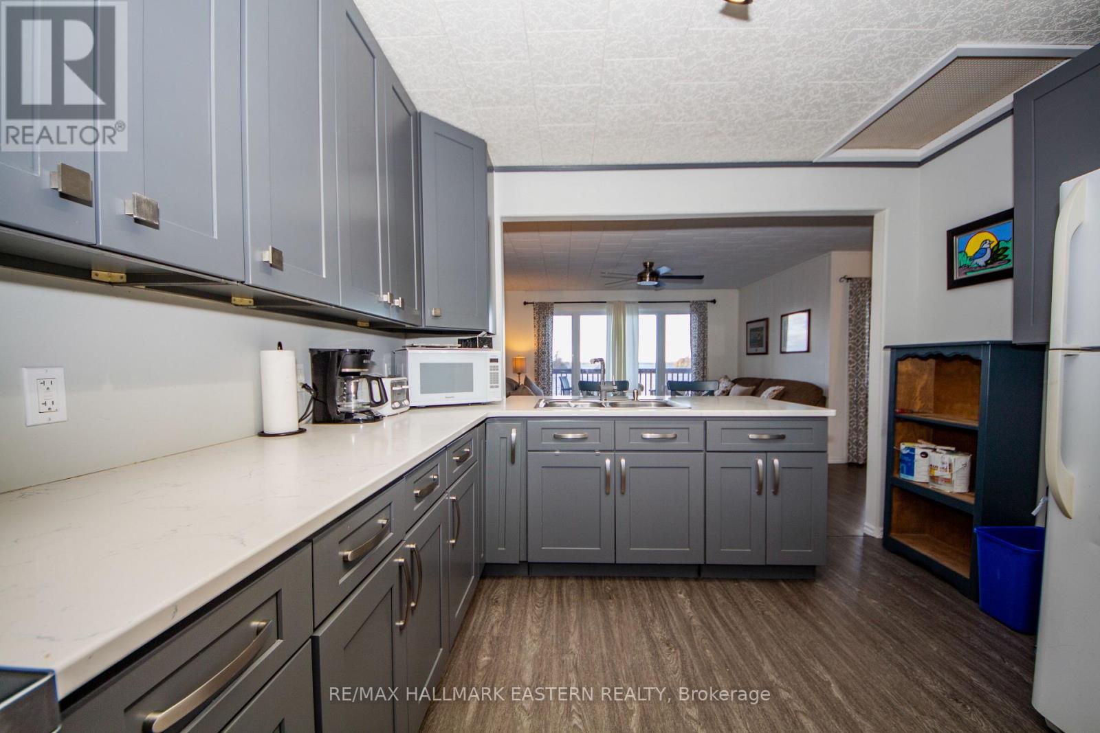 67 Lakeshore Boulevard, Selwyn, Ontario  K0L 1T0 - Photo 9 - X12525144