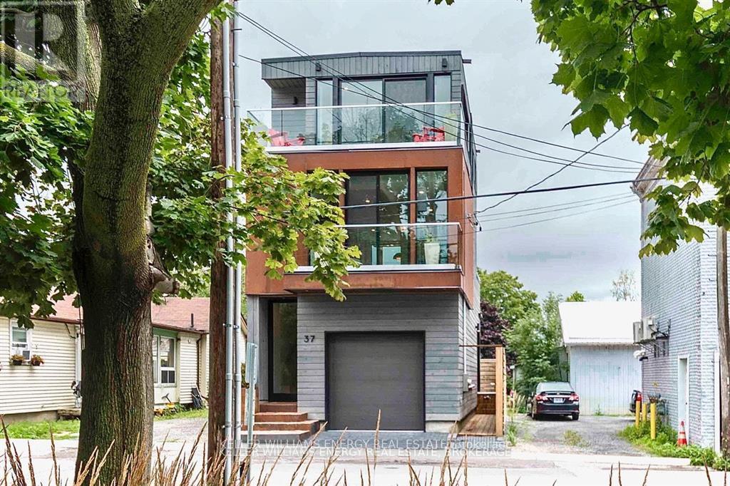 37 West Street, Prince Edward County, Ontario  K0K 3L0 - Photo 19 - X12525156