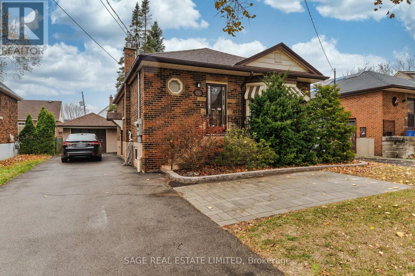 MAIN - 146 EAST 34TH STREET, Hamilton, Ontario