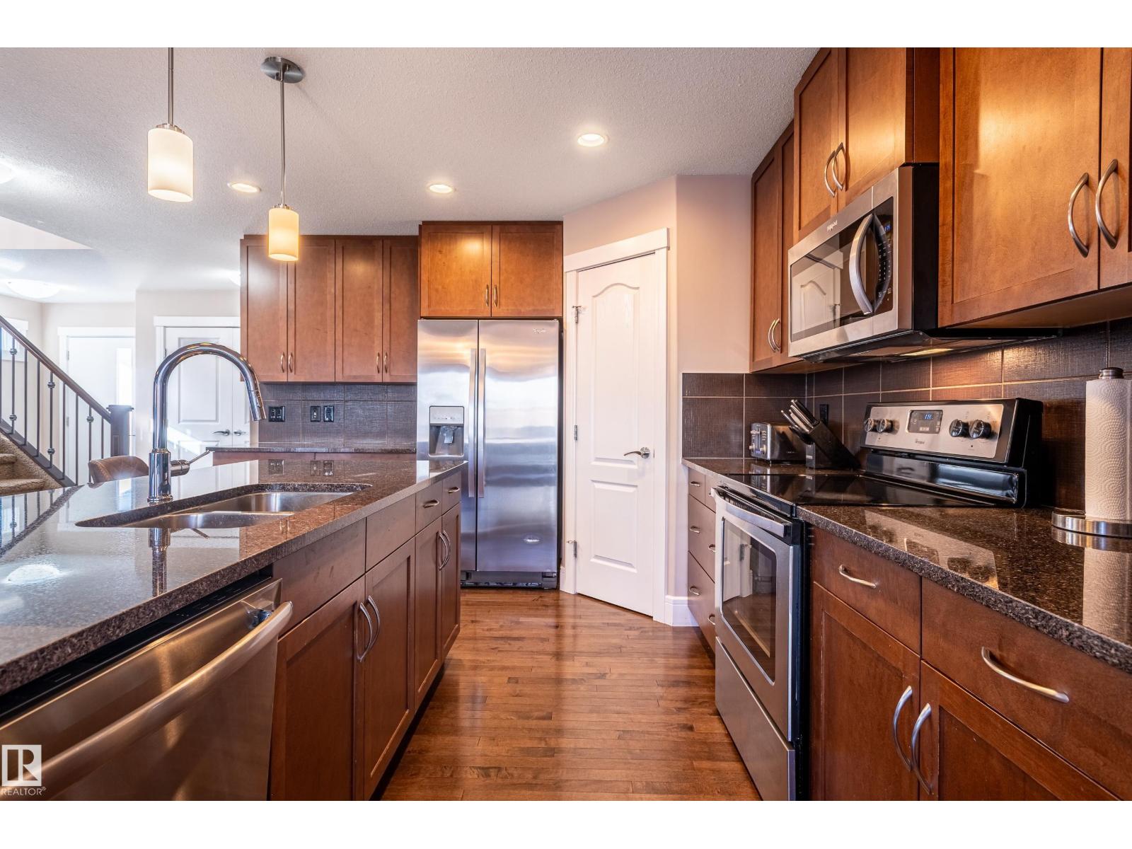 623 176 St Sw, Edmonton, Alberta  T6W 2G7 - Photo 12 - E4464825