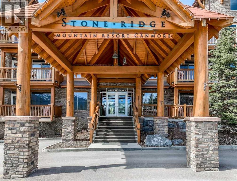 204, 30 Lincoln Park, Canmore, Alberta  T1W 0H7 - Photo 2 - A2268855