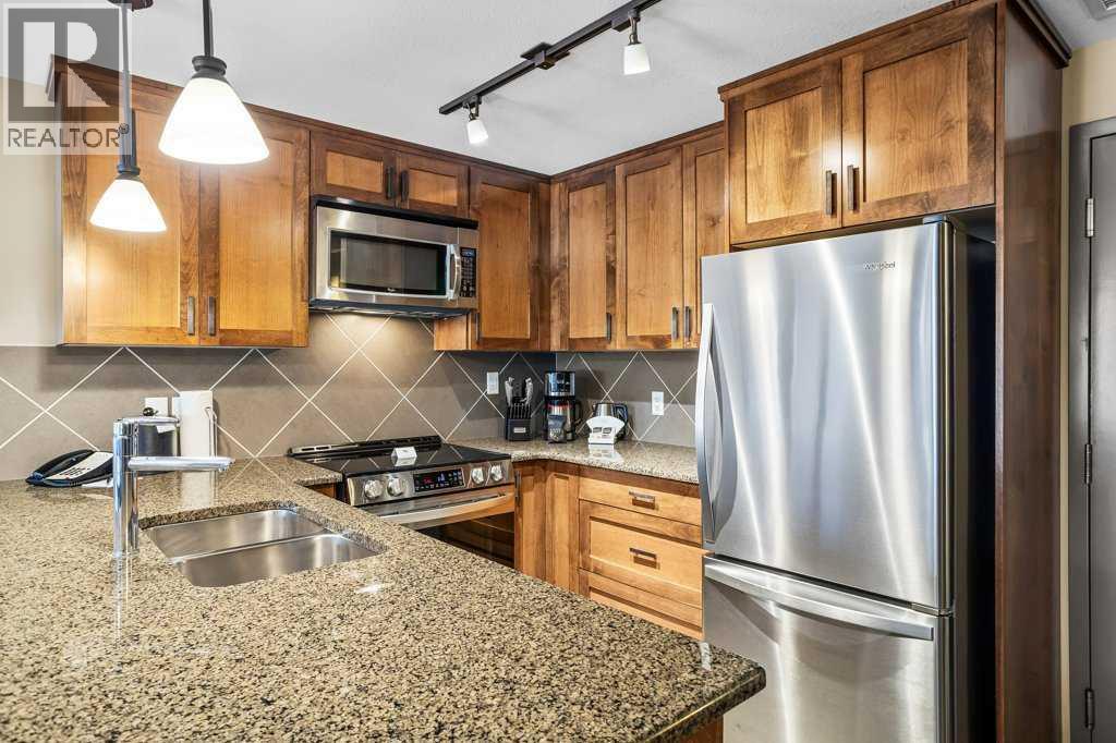 204, 30 Lincoln Park, Canmore, Alberta  T1W 0H7 - Photo 6 - A2268855