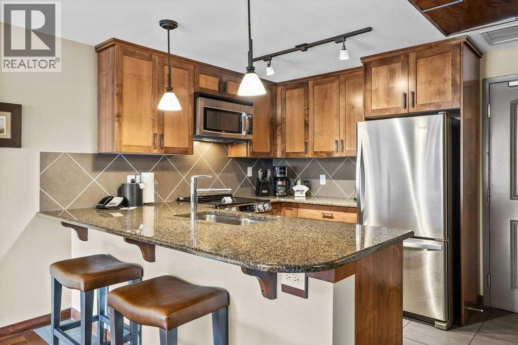 204, 30 Lincoln Park, Canmore, Alberta  T1W 0H7 - Photo 7 - A2268855