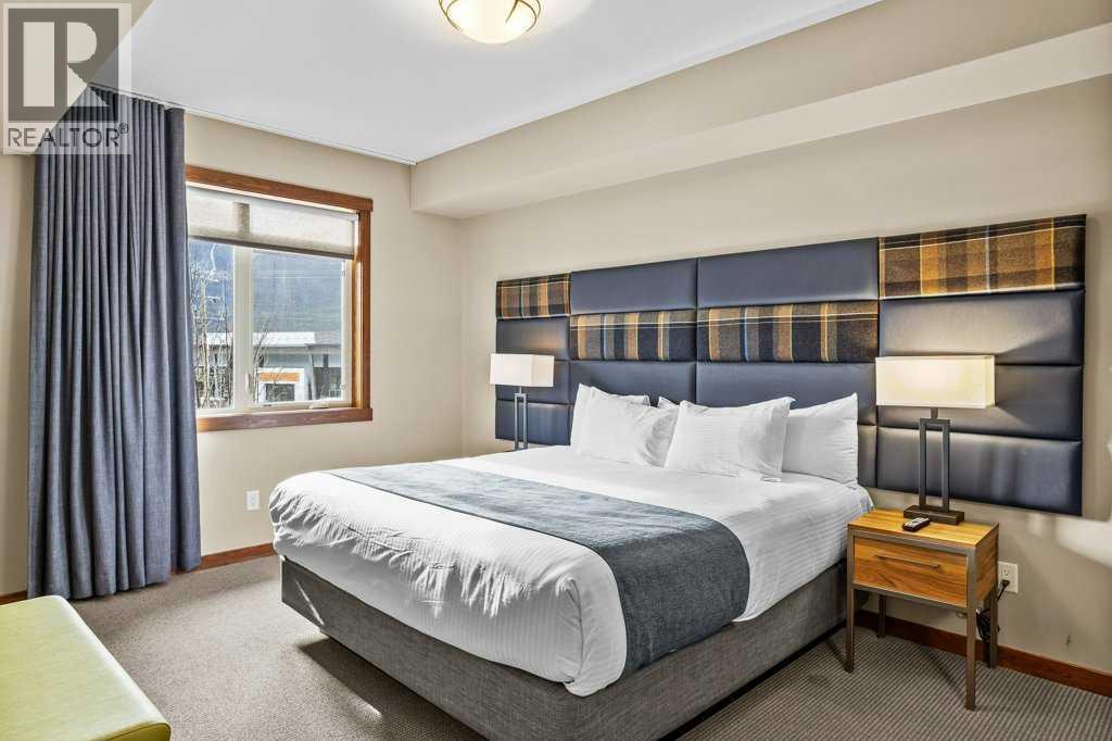 204, 30 Lincoln Park, Canmore, Alberta  T1W 0H7 - Photo 28 - A2268855