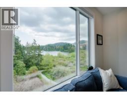 605 1361 Goldstream Ave Trailside at the Lake