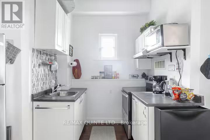 20-30 Victoria Avenue, Belleville, Ontario  K8N 1Z4 - Photo 24 - X12525114