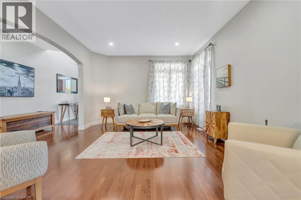 31 Pioneer Tower Crescent, Kitchener, Ontario  N2P 2L2 - Photo 15 - 40786601