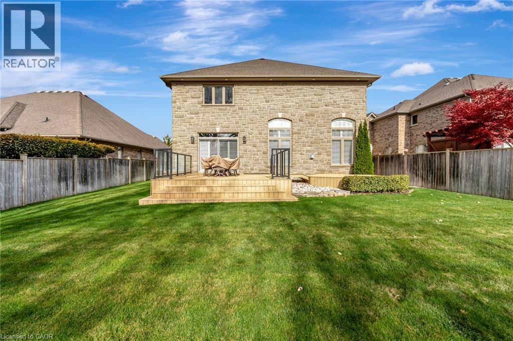 31 Pioneer Tower Crescent, Kitchener, Ontario  N2P 2L2 - Photo 3 - 40786601