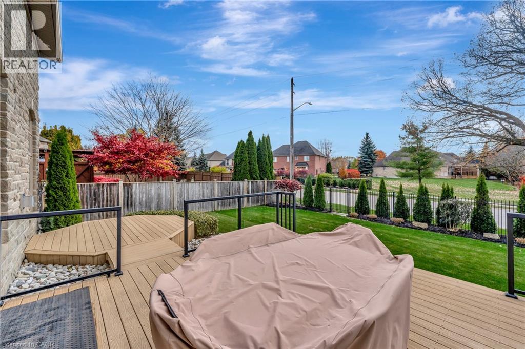 31 Pioneer Tower Crescent, Kitchener, Ontario  N2P 2L2 - Photo 5 - 40786601