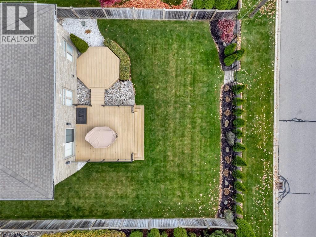 31 Pioneer Tower Crescent, Kitchener, Ontario  N2P 2L2 - Photo 7 - 40786601