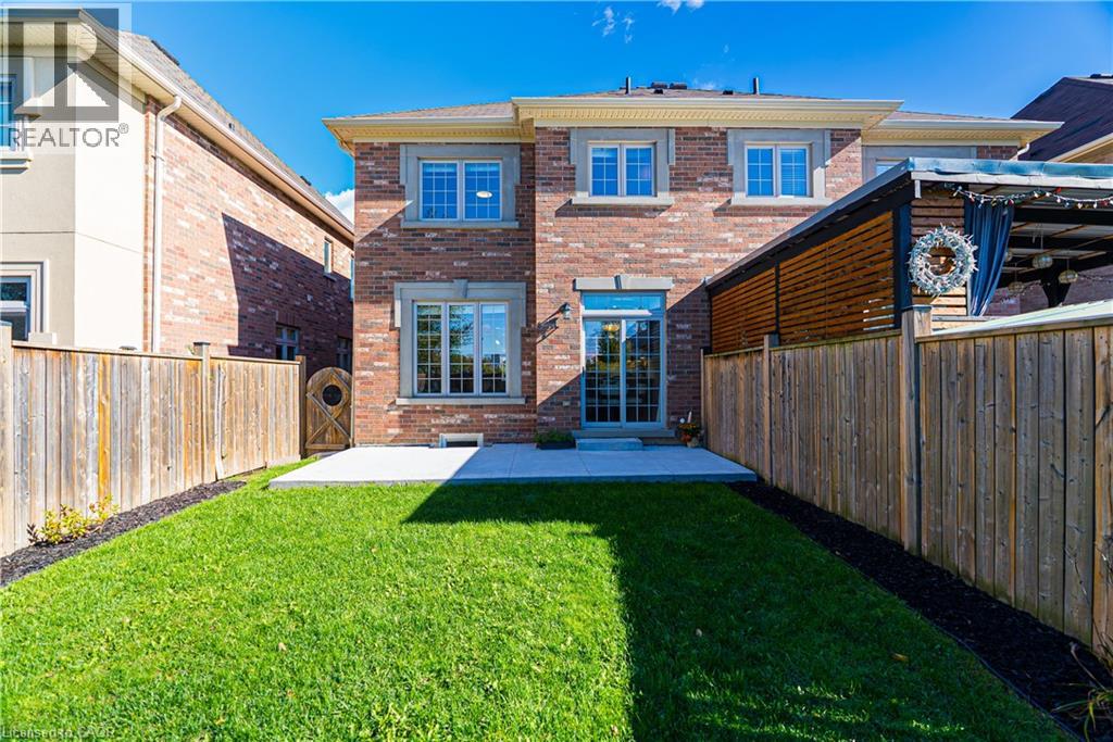 8 Summerberry Way, Hamilton, Ontario  L9B 0G2 - Photo 28 - 40782174