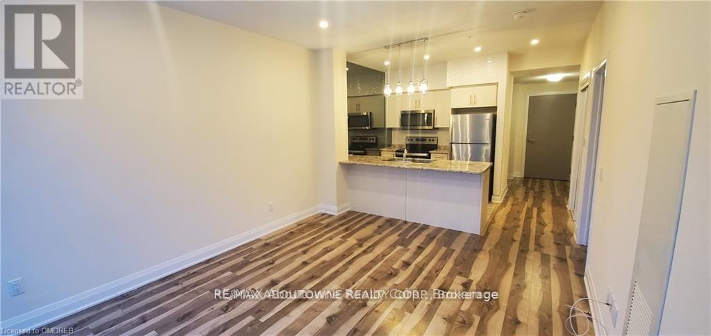 505 - 16 Concord Place, Grimsby, Ontario  L3M 0J1 - Photo 3 - X12488178