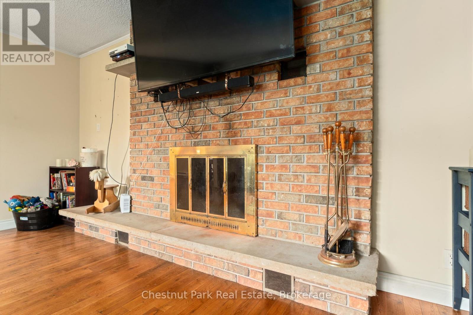 59 Crockford Lane, Huntsville, Ontario P0B 1L0 - Photo 11 - X12320548