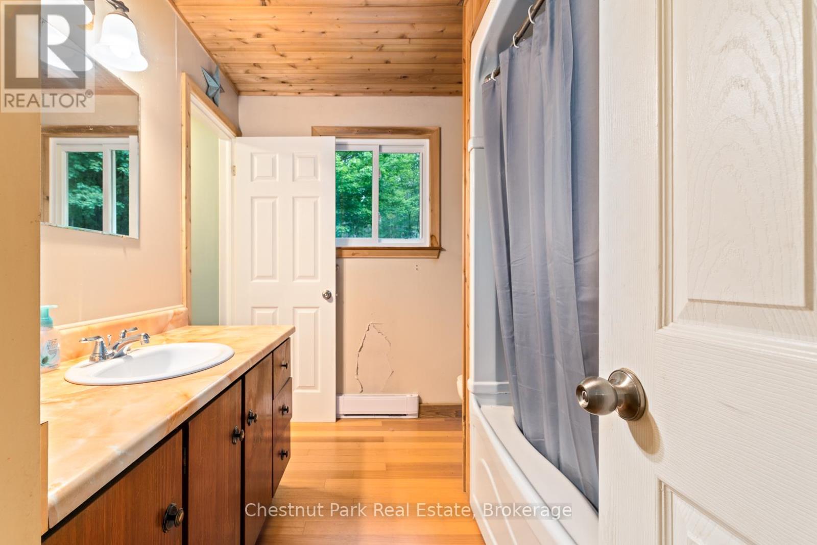 59 Crockford Lane, Huntsville, Ontario P0B 1L0 - Photo 24 - X12320548