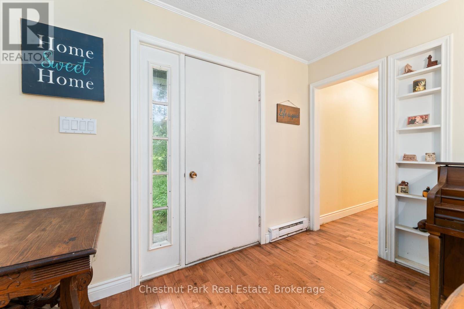 59 Crockford Lane, Huntsville, Ontario P0B 1L0 - Photo 5 - X12320548