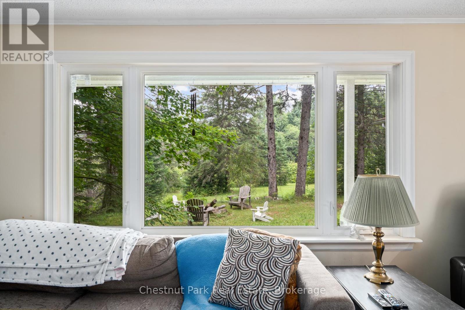 59 Crockford Lane, Huntsville, Ontario P0B 1L0 - Photo 8 - X12320548