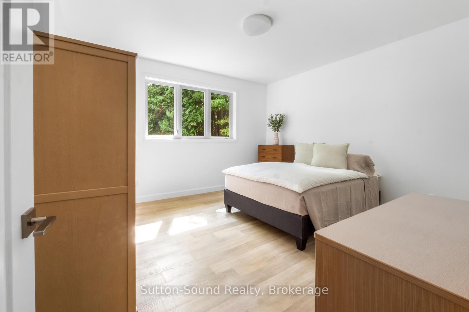 293 Everatt Side Road, Northern Bruce Peninsula, Ontario N0H 1W0 - Photo 18 - X12423325