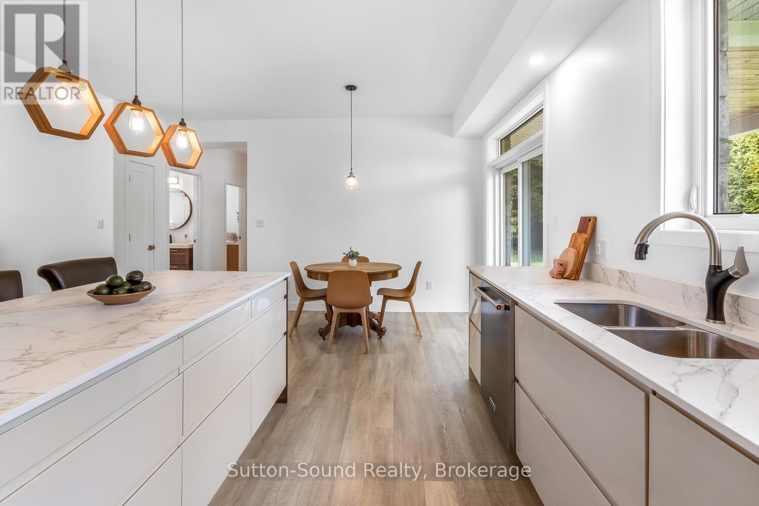 293 Everatt Side Road, Northern Bruce Peninsula, Ontario N0H 1W0 - Photo 17 - X12423325