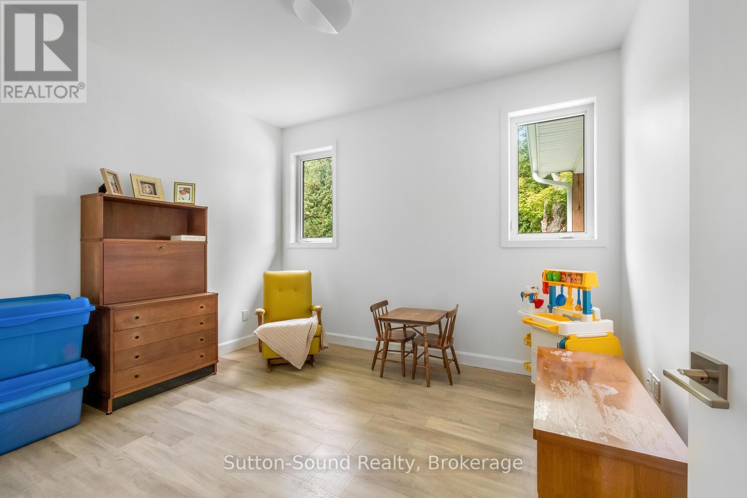 293 Everatt Side Road, Northern Bruce Peninsula, Ontario N0H 1W0 - Photo 22 - X12423325