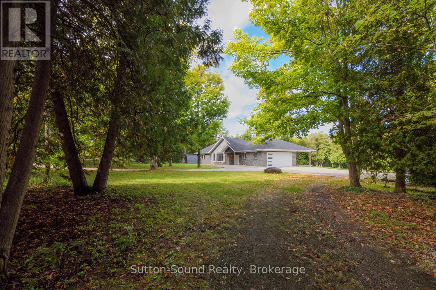 293 Everatt Side Road, Northern Bruce Peninsula, Ontario N0H 1W0 - Photo 30 - X12423325