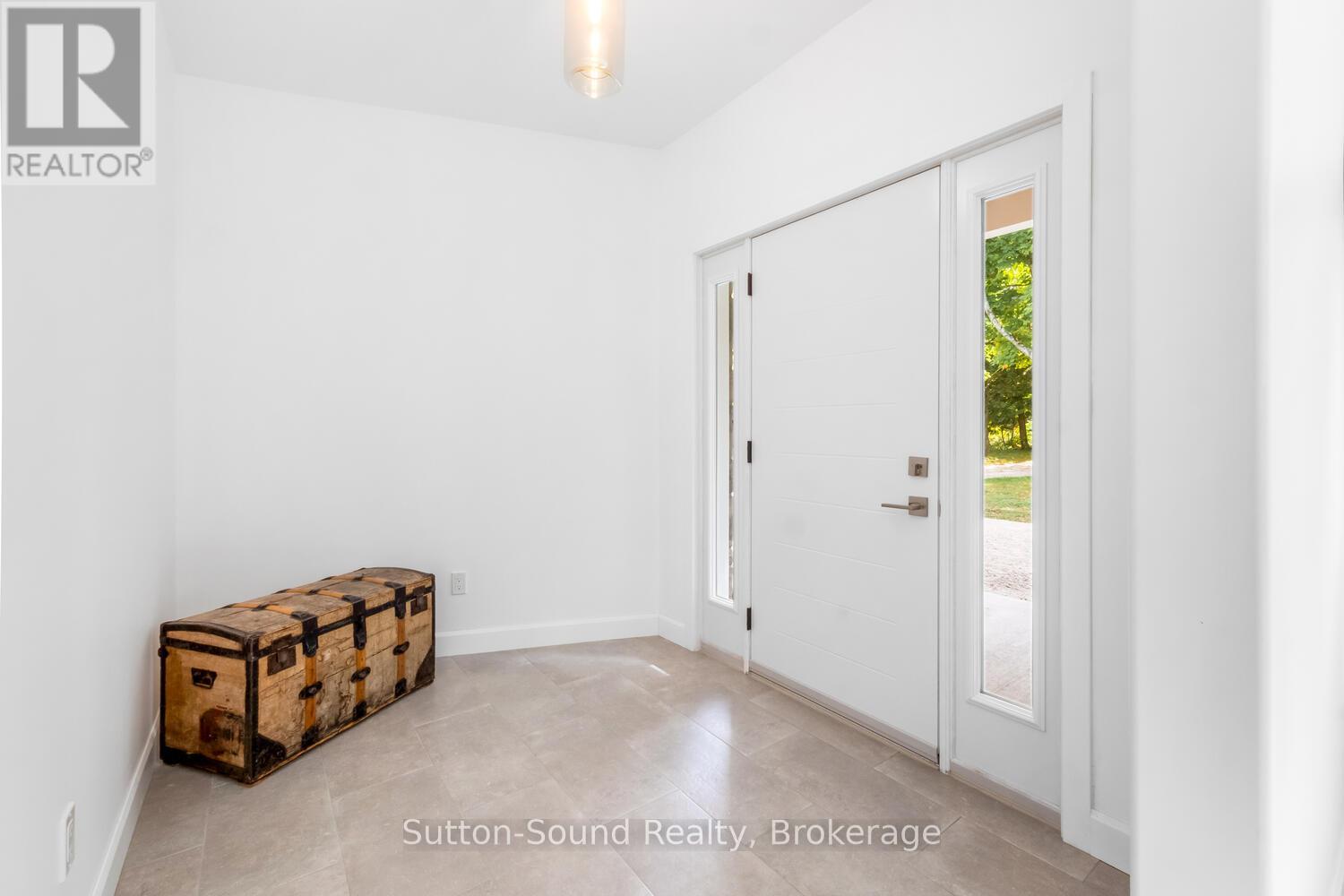 293 Everatt Side Road, Northern Bruce Peninsula, Ontario N0H 1W0 - Photo 7 - X12423325