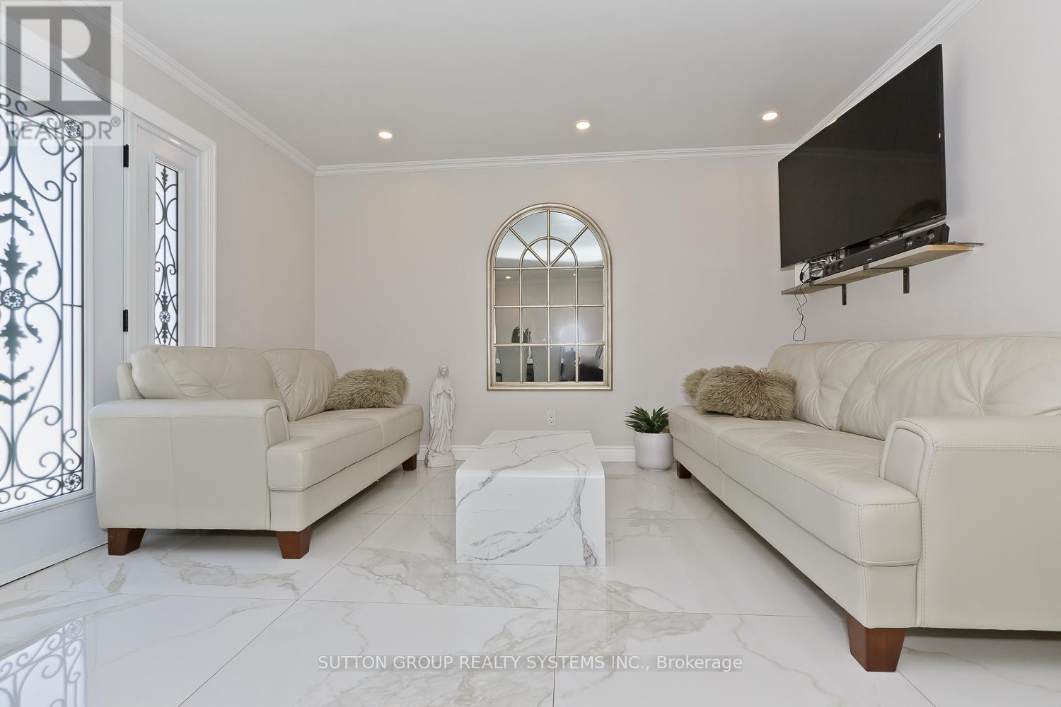 214 Ashford Drive, Barrie, Ontario  L4N 4H3 - Photo 12 - S12525128