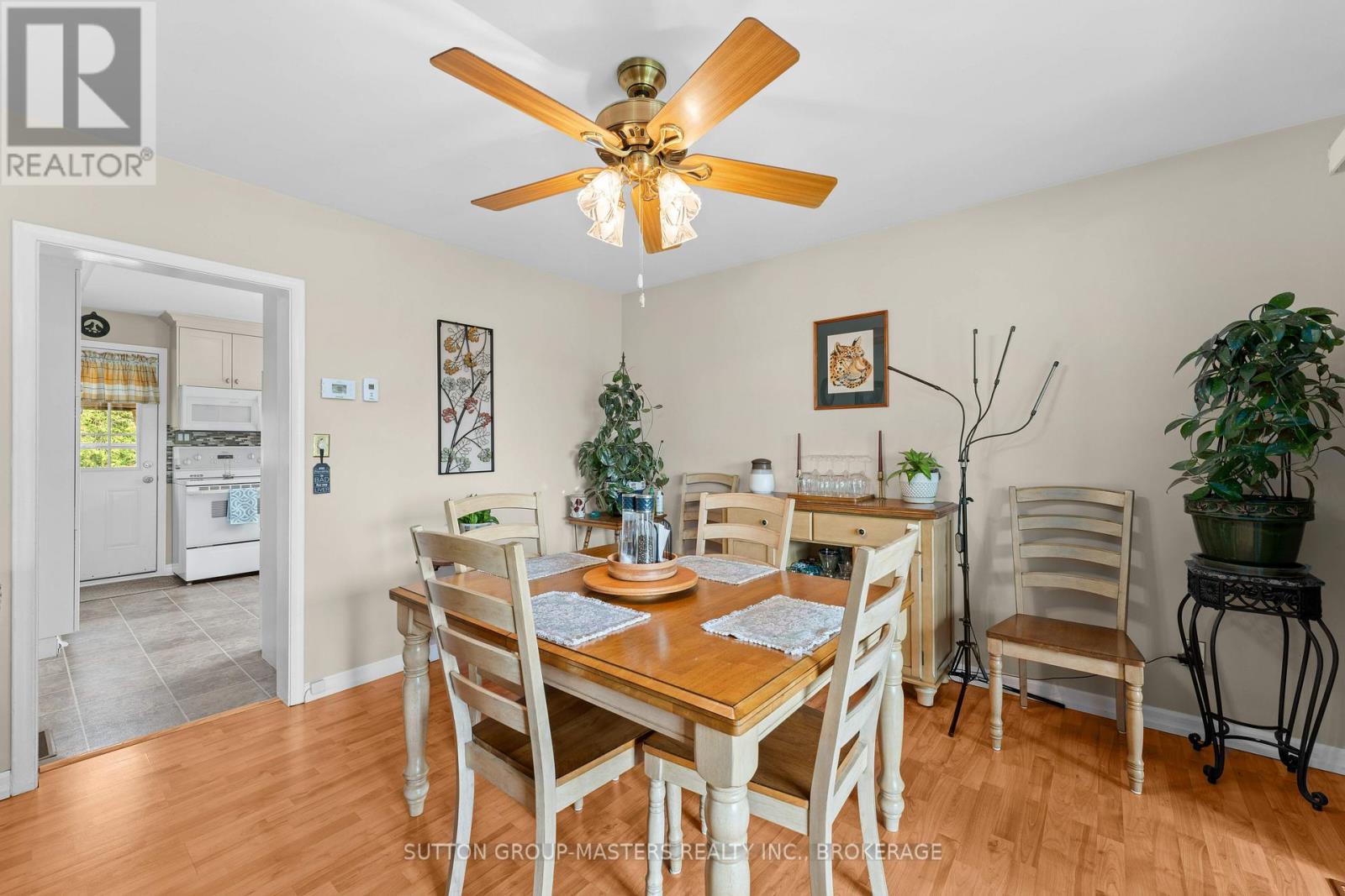 4667 Clearwater Road S, Frontenac (Frontenac South), Ontario  K0H 2T0 - Photo 12 - X12525214