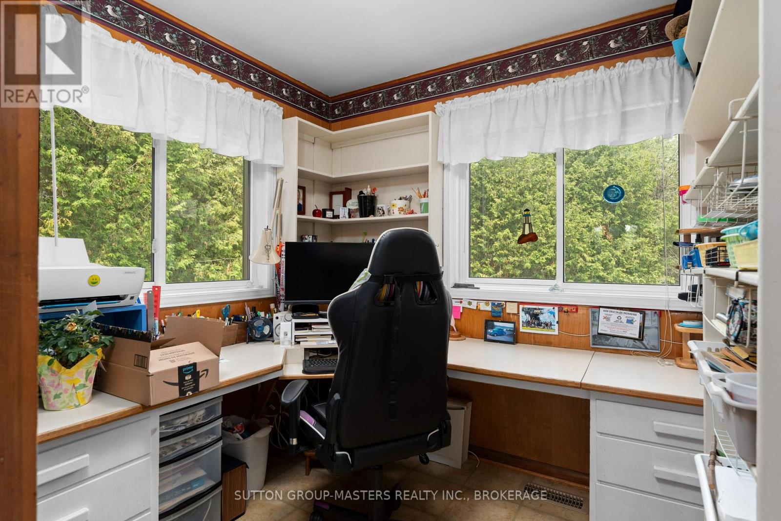 4667 Clearwater Road S, Frontenac (Frontenac South), Ontario  K0H 2T0 - Photo 18 - X12525214