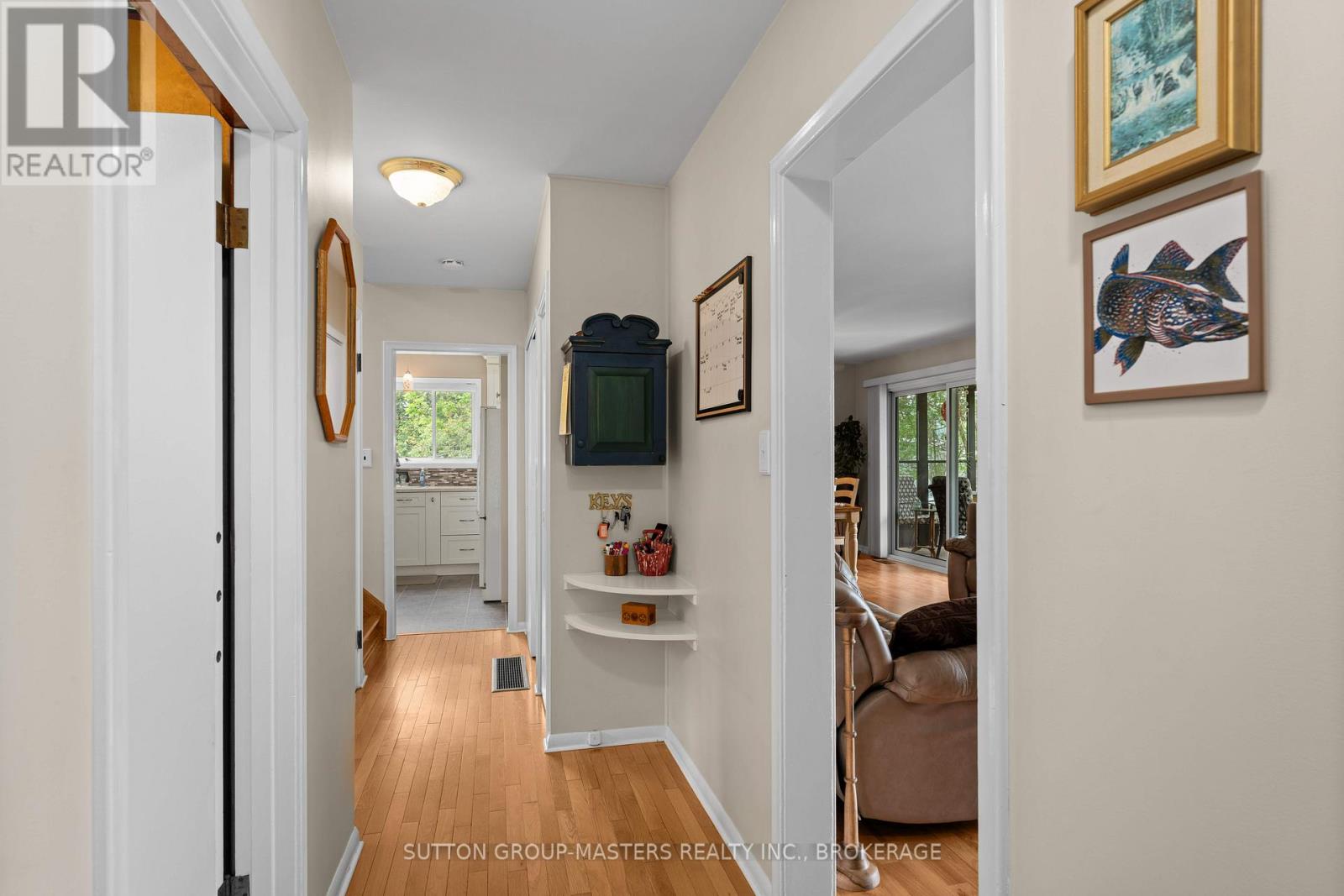 4667 Clearwater Road S, Frontenac (Frontenac South), Ontario  K0H 2T0 - Photo 19 - X12525214