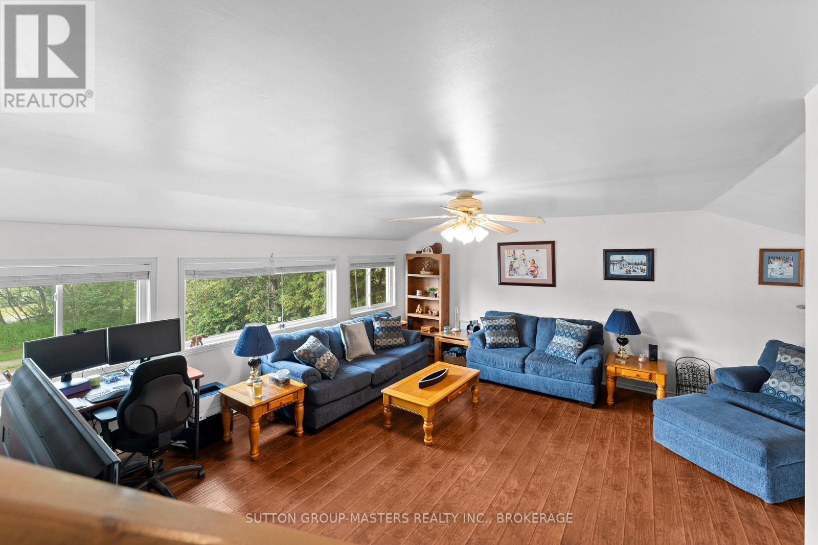 4667 Clearwater Road S, Frontenac (Frontenac South), Ontario  K0H 2T0 - Photo 25 - X12525214